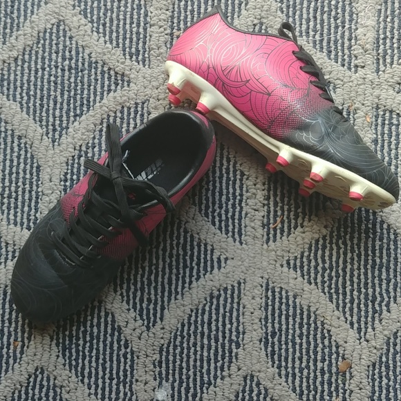 Soccer cleats 3Y girls - Picture 3 of 4